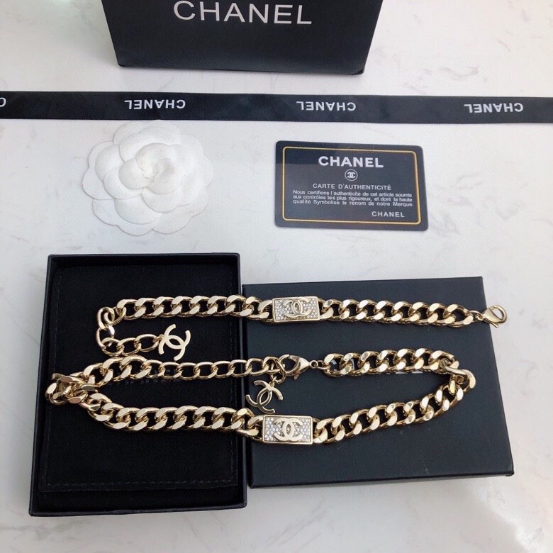 Ch**el necklaces